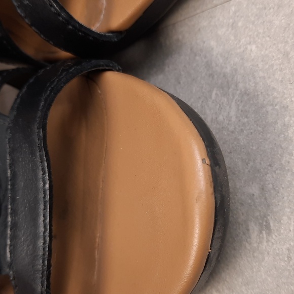 Clarks black leather woven upper heeled sandals, size 8.5 - Picture 5 of 12